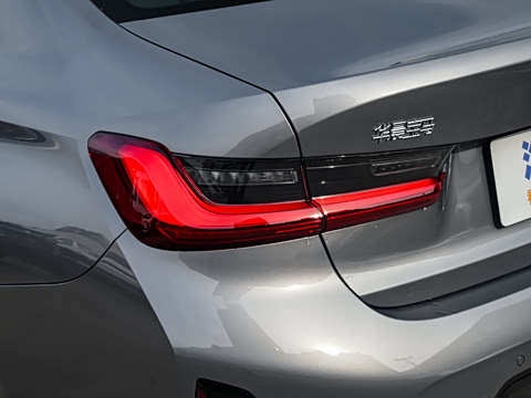 2025�� 325i M�˶���װ