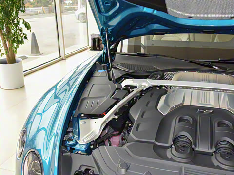 2024�� GT V8 Edition 8