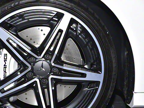 2025�� AMG A 35 4MATIC