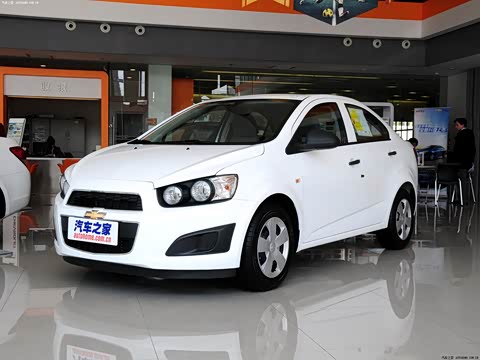 2013�� ���� 1.4L AT �촰��