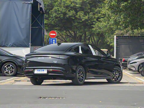 2025�� �Ǽݰ� DM-i 1.5L 125km ������