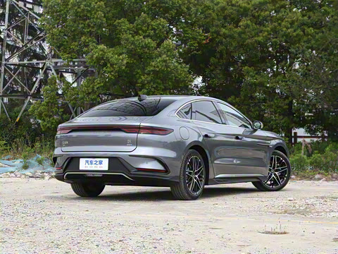 2025�� EV �Ǽݰ� 701KM������