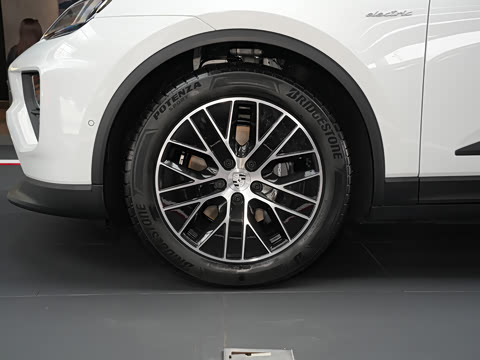 2024�� Macan ��������