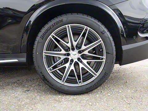 2025 AMG GLC 43 4MATIC