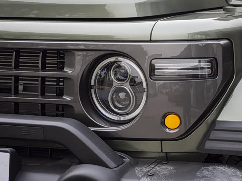 2025�� 2.0T ����