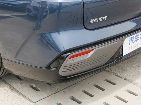 2025�� 130km EM-i ����