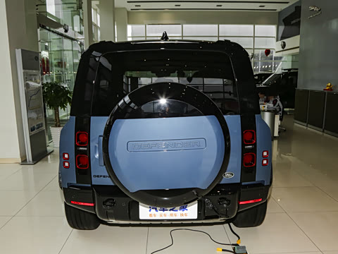 2025 110 3.0T P400 X-Dynamic HSE