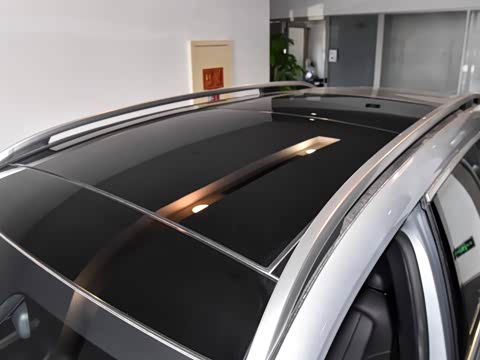 2025�� GLB 220 ������