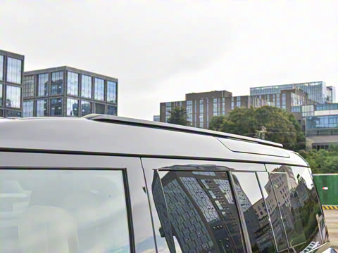 2025�� 110 3.0T P400 X-Dynamic HSE