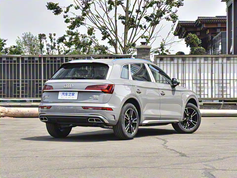 2025�� 45�����ذ� 40 TFSI ʱ�ж�����