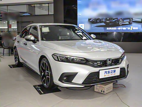 2023�� HATCHBACK 2.0L e:HEV ���ذ�