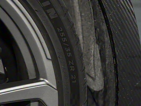 2025�� 4.0T �벮��