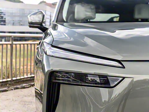 2025�� ���� Max