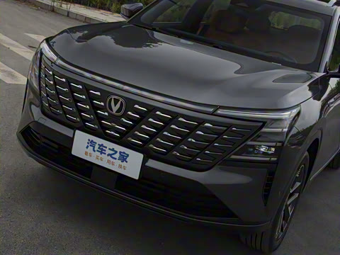 2025�� ���Ĵ� 1.5T ������ �ǻ��콢��