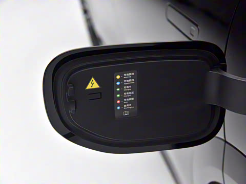 2025�� 100kWh �����������Ǽݰ�