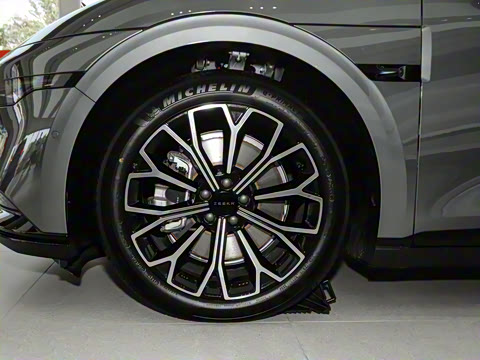 2024�� �����Ǽݰ� 100kWh