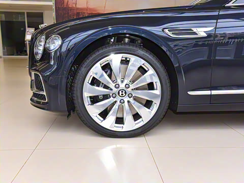 2024�� V8 Edition 8