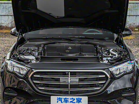 2025�� E 300 L ������