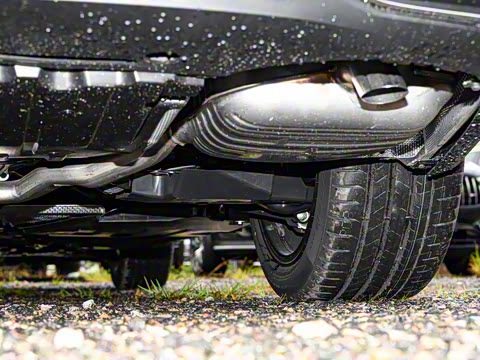 2025�� E 300 L ������