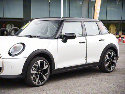 2025�� 2.0T COOPER S ������ ���Ű�