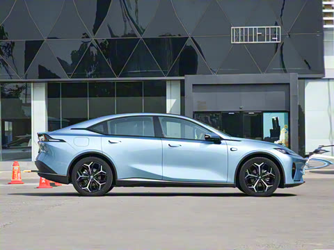 2024�� 230MaxǬ���Ǽ�ADS SE���̰�