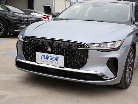 2025�� 2.0T ���а�