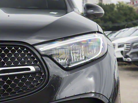 2025�� GLC 260 4MATIC ����SUV