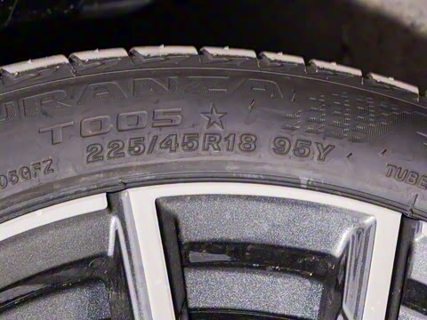 2025�� 325i M�˶���װ