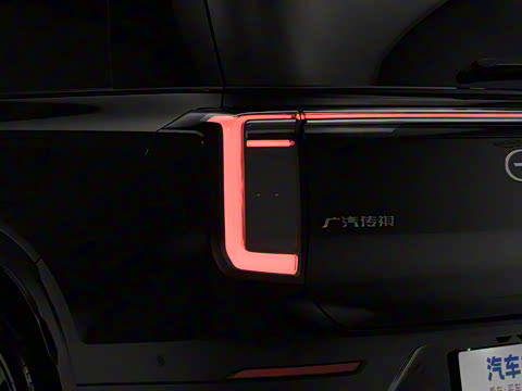 2025�� Ǭ�� UItra 6��