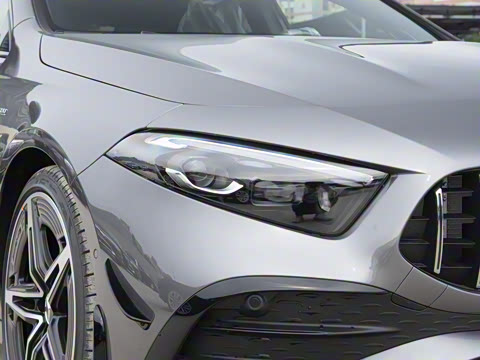 2025�� AMG A 35 4MATIC