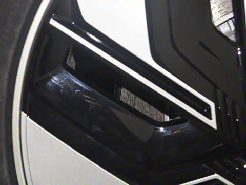 2025�� 636Ultra�Ǽݰ� 6��