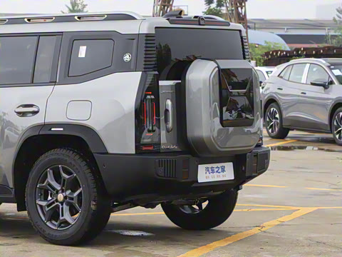 2025�� 2.0TD DCT XWD��Խ+