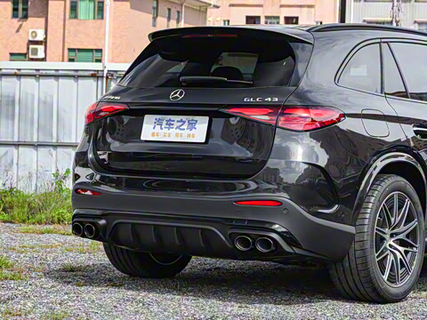 2025�� AMG GLC 43 4MATIC