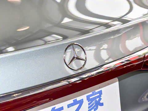 2025�� E 300 L ʱ����