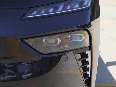 2025�� ���� 230ProѲ����