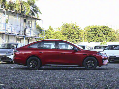 2025�� 650�Ǻ���