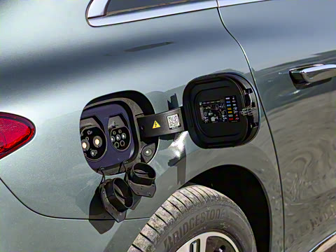 2025�� 500 4MATIC �ȷ��