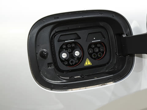 2025�� 215�����