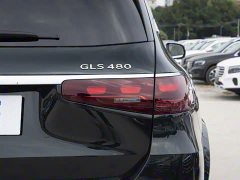 2025�� GLS 480 4MATIC