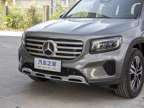 2025�� GLB 220 ������