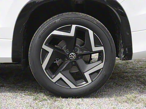 2025�� ̽��L 330TSI ������ӢCity��