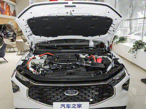 2025�� 2.0T EcoBoost E �춯 �˶���