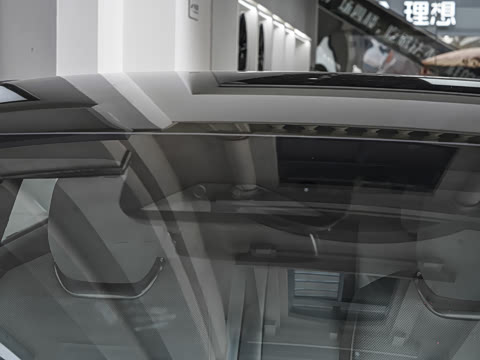 2023�� 580 ������ Pro