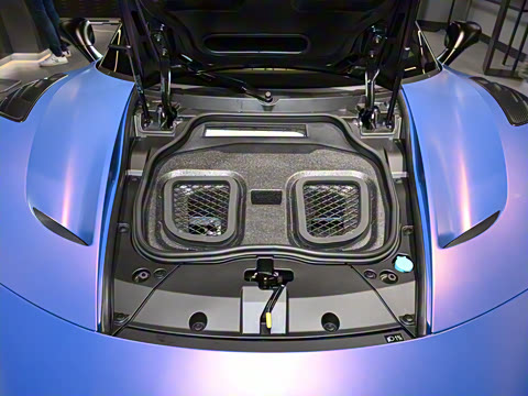 2024�� GT2 Stradale