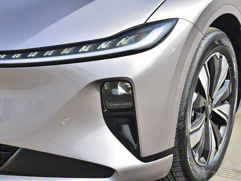 2023�� ���� 200 Pro