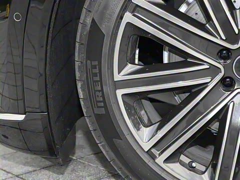 2024�� ���� 736km UItra