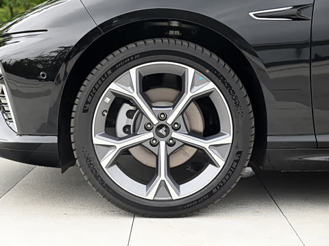 2024�� ����300 Max��