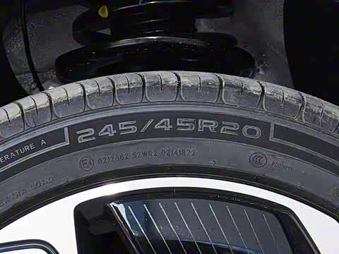 2024�� 1.5L PHEV 115KM ̩����