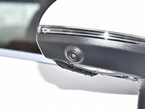 2025�� GLC 300 L 4MATIC ������ 7��