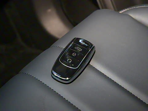 2025�� ���ܰ� 1.6T ��������